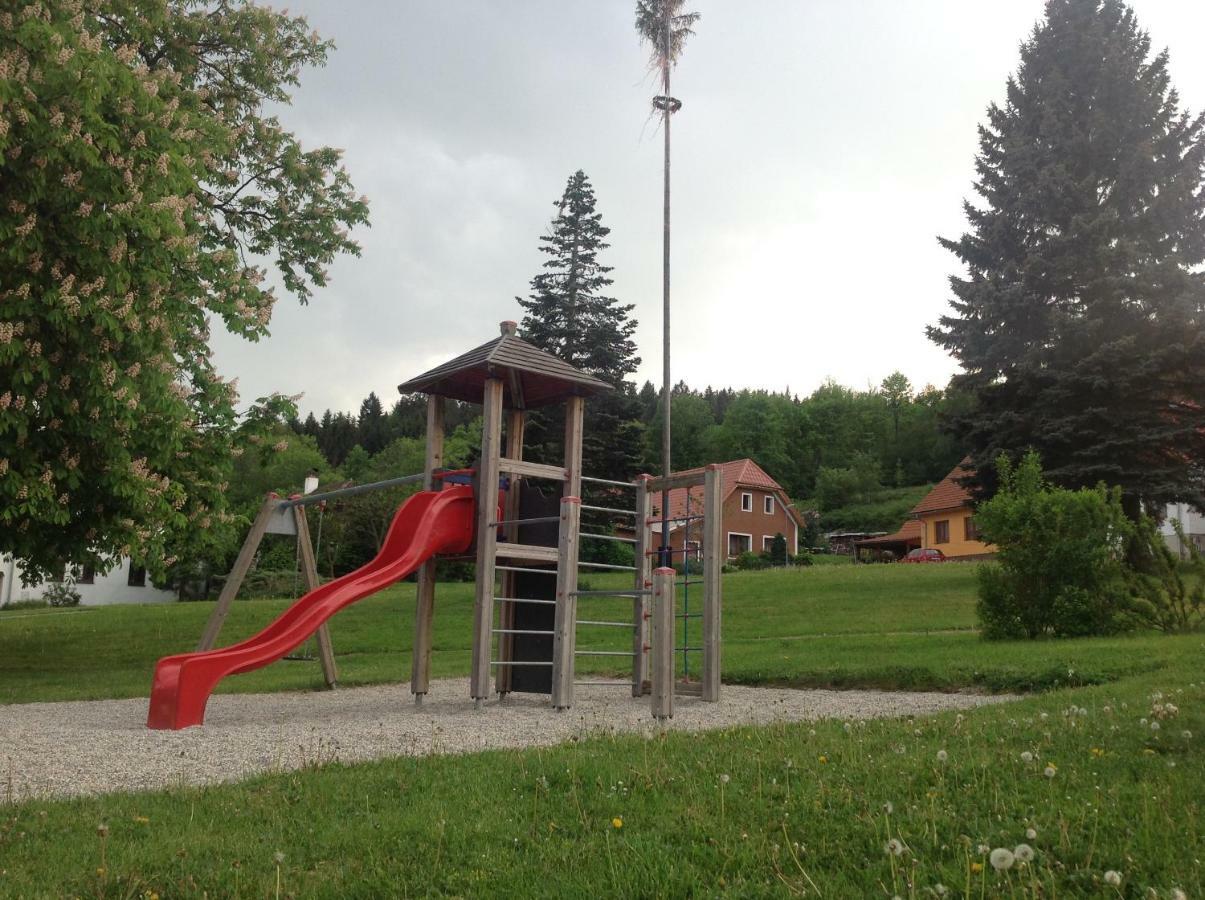 Apartman Na Vrsku Klenovice  Екстериор снимка
